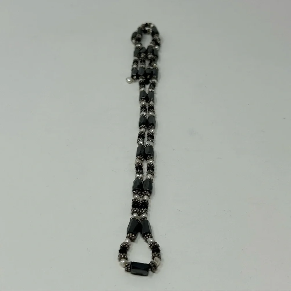 Faux Pearl and Black Beaded Magnetic Necklace 24 Inches Long